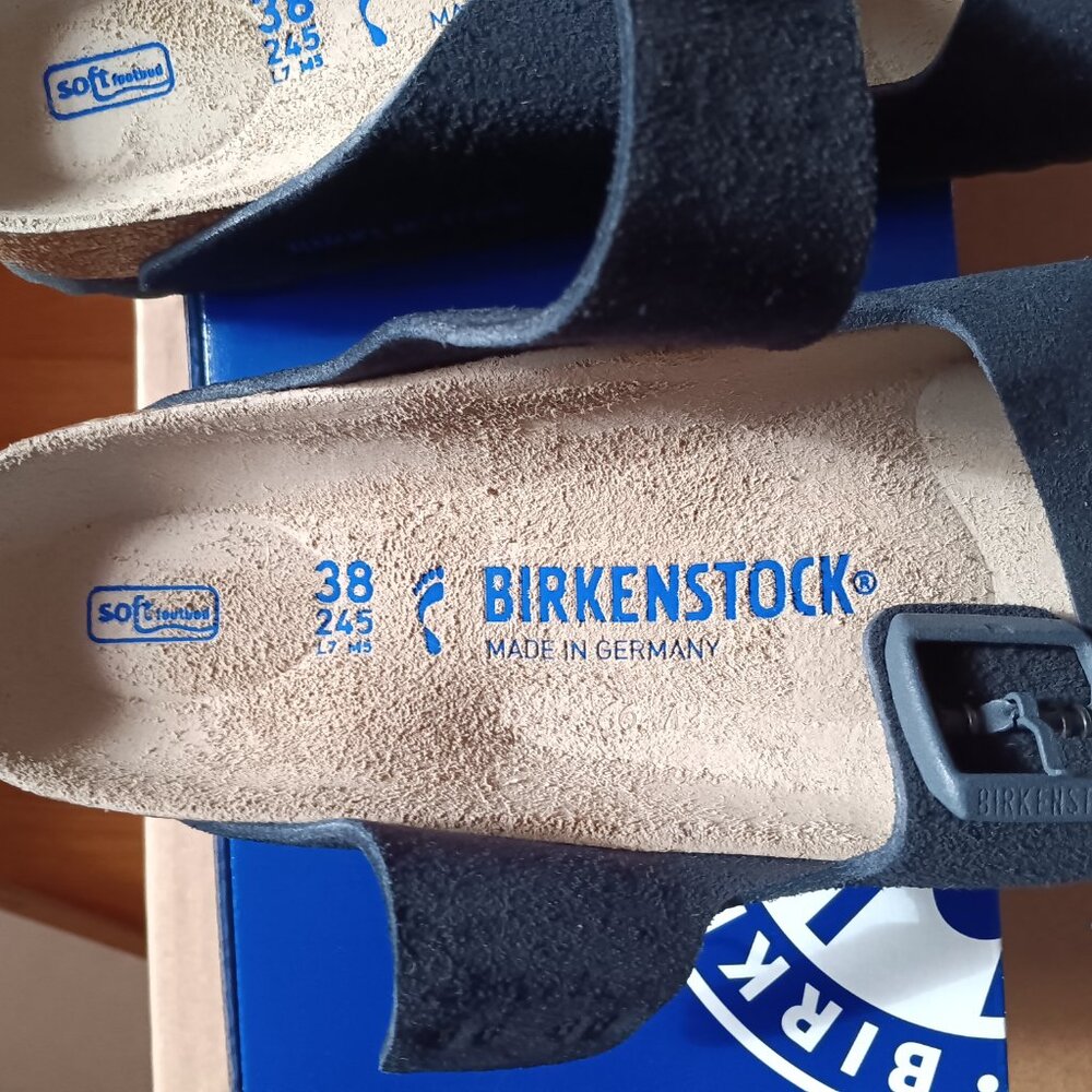 *PD* New Birkenstock Arizona Soft Footbed Suede Leather, size 7 - 7 1/2 (38) - Picture 4 of 7